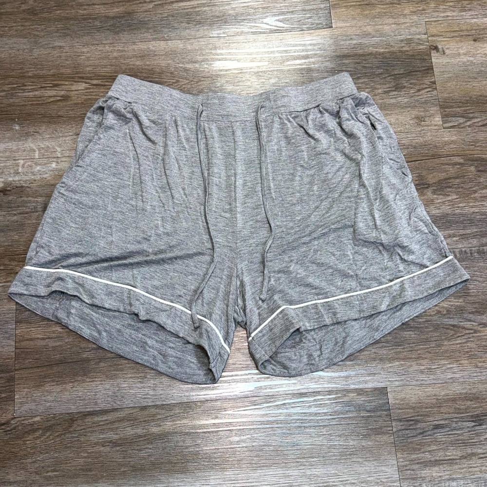 Cozy Earth Bamboo Lounge Shorts Womens Medium Gray Piping Detail Hem Drawstring